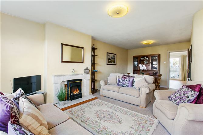 7 Glen Dale, The Park, Cabinteely, Dublin 18
