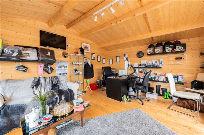 Belle View, Carnes West, Bellewstown, Meath