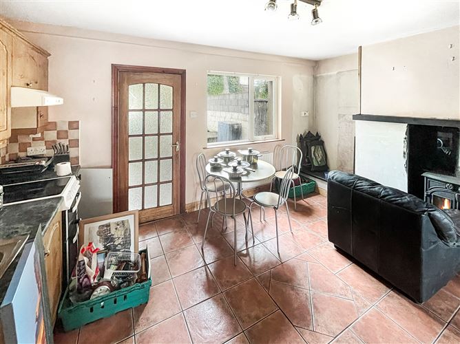 41 St. Josephs Park, Nenagh, Co. Tipperary Sherry FitzGerald Talbot