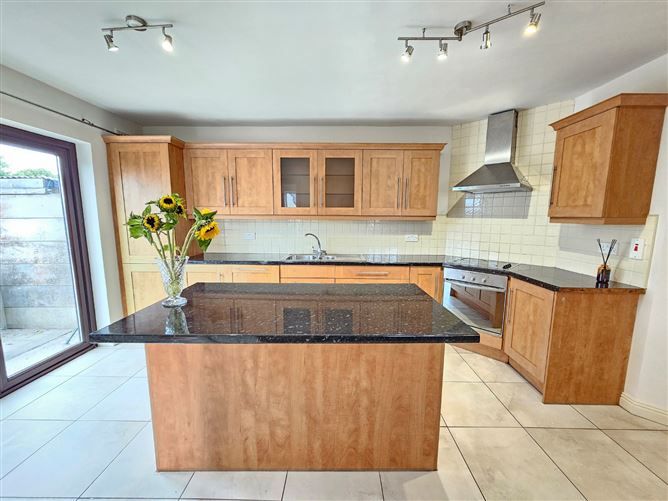 32 Ard Na Mainistreach, Quin, Co. Clare.