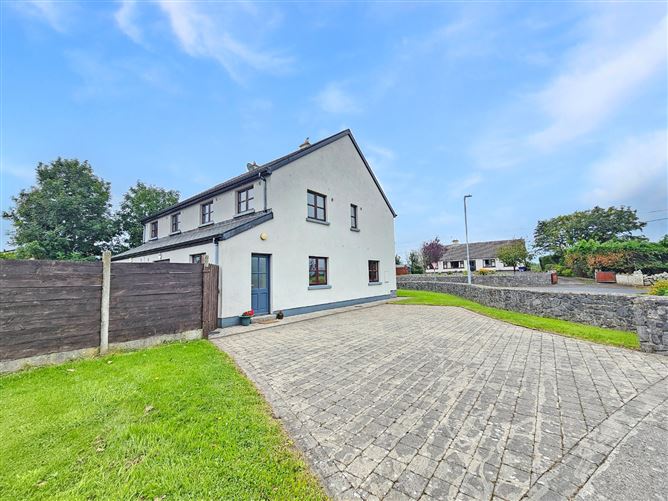 32 Ard Na Mainistreach, Quin, Co. Clare.