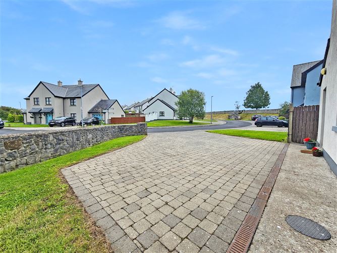 32 Ard Na Mainistreach, Quin, Co. Clare.