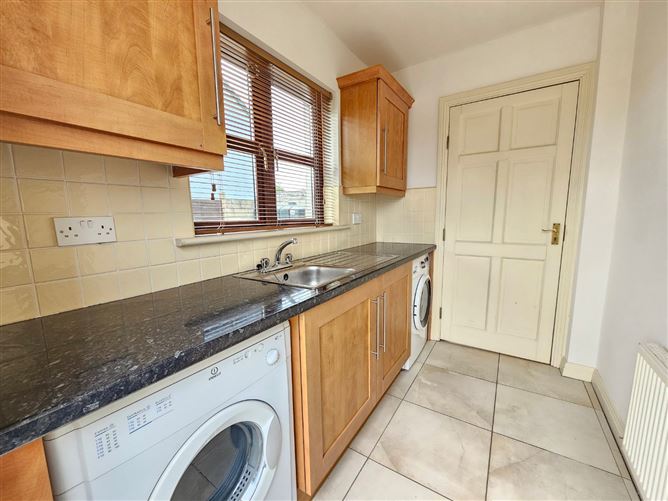 32 Ard Na Mainistreach, Quin, Co. Clare.