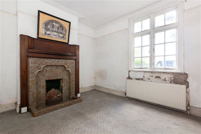 35 Ellesmere Avenue, North Cirrcular Road, Dublin 7