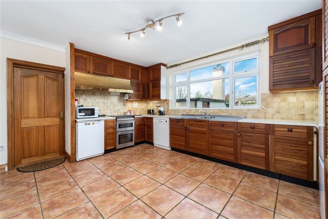 13 Ardglas, Sandyford Road, Dundrum, Dublin 16