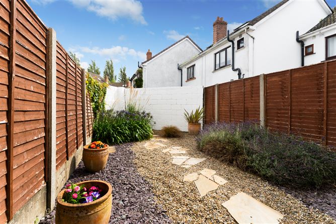 25 COLLEGE MANOR, Drumcondra, Dublin 9