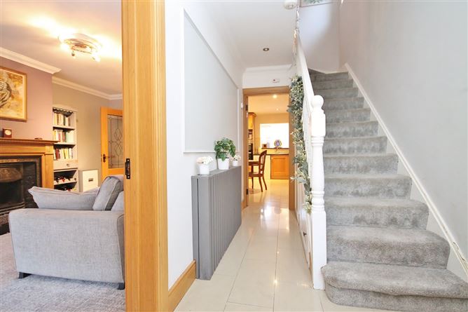 15 Woodstown Heights, Knocklyon, Dublin 16