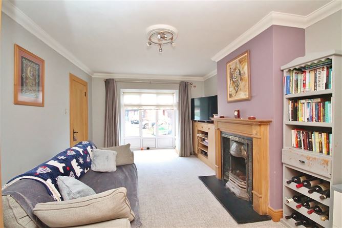 15 Woodstown Heights, Knocklyon, Dublin 16