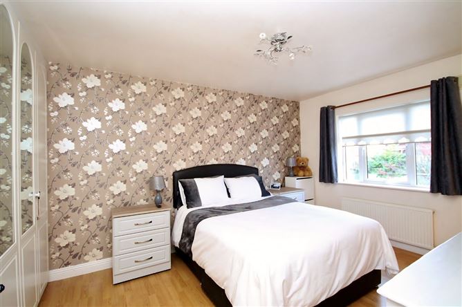 15 Woodstown Heights, Knocklyon, Dublin 16