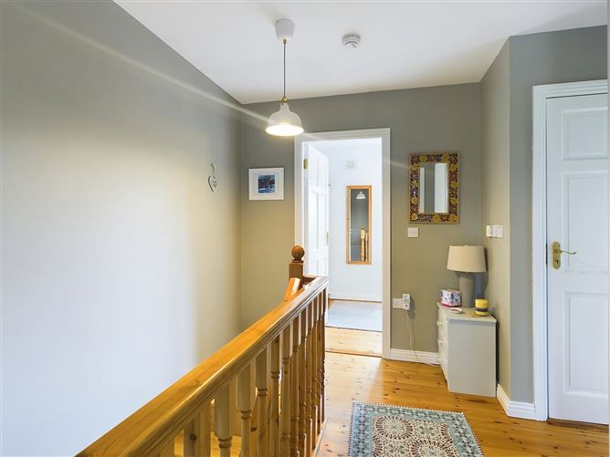 9 Cois Eilbhe, Lisdoonvarna, Co. Clare