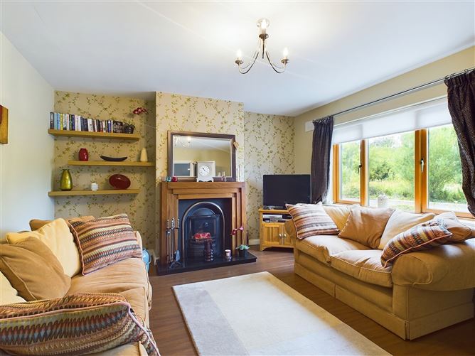 9 Cois Eilbhe, Lisdoonvarna, Co. Clare