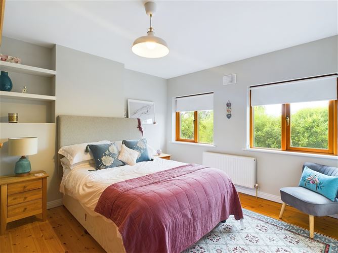 9 Cois Eilbhe, Lisdoonvarna, Co. Clare