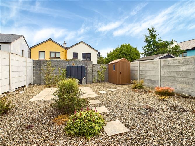 9 Cois Eilbhe, Lisdoonvarna, Co. Clare