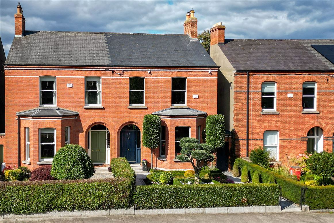33 Brighton Square, Rathgar,   Dublin 6