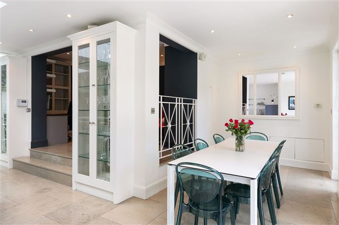 33 Brighton Square, Rathgar,   Dublin 6