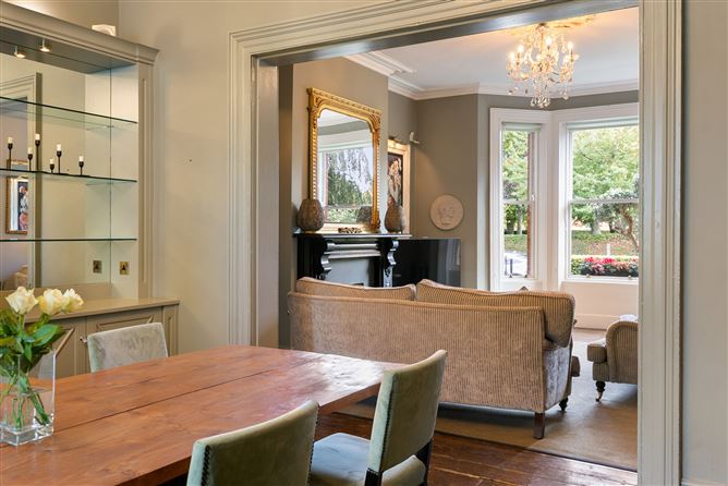 33 Brighton Square, Rathgar,   Dublin 6