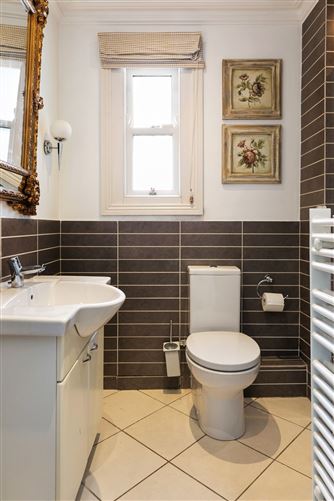 33 Brighton Square, Rathgar,   Dublin 6