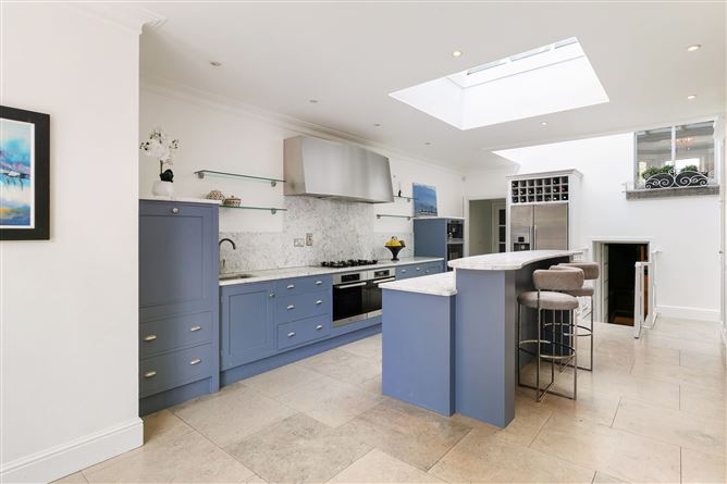 33 Brighton Square, Rathgar,   Dublin 6