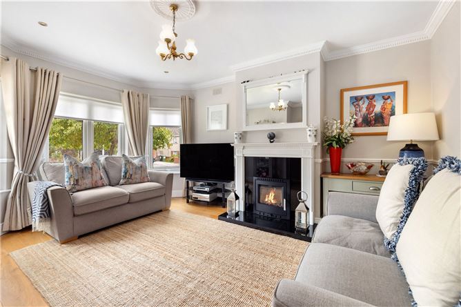 https://photos-a.propertyimages.ie/media/7/1/7/4952717/f9838b62-b2ab-41d8-a3f1-e525eafe158b_l.jpg