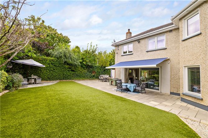 https://photos-a.propertyimages.ie/media/7/1/7/4952717/f9838b62-b2ab-41d8-a3f1-e525eafe158b_l.jpg