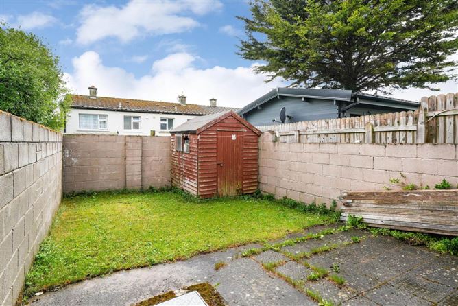 Photo 18 of 22 — 16 Berryfield Road, Finglas South, Dublin 11