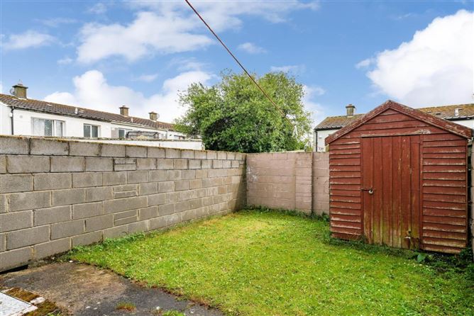 Photo 19 of 22 — 16 Berryfield Road, Finglas South, Dublin 11
