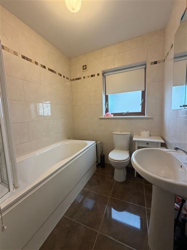 Photo 19 of 24 — 28 Ard na Carraig, Lis na Dara , Dundalk, Louth