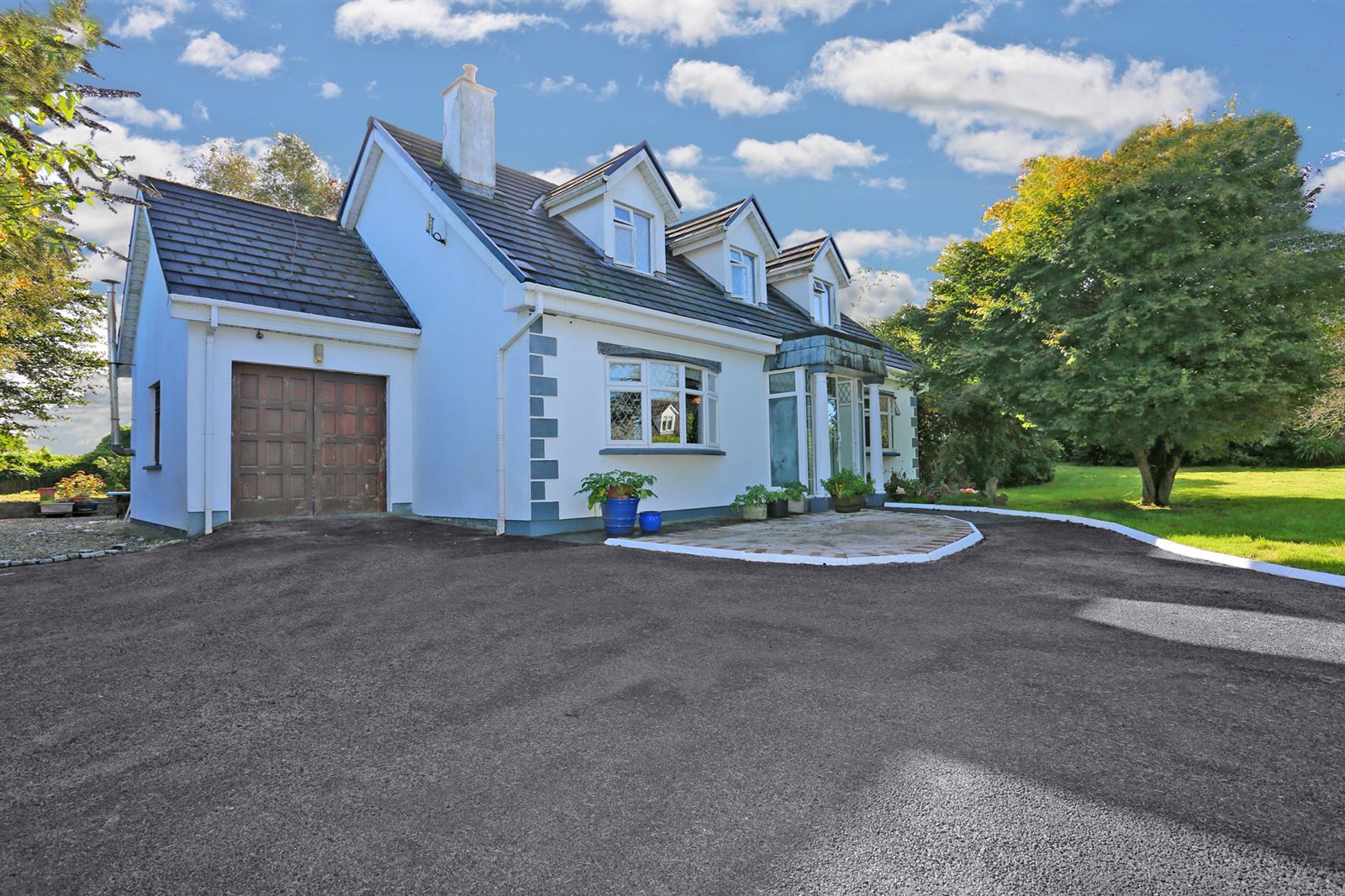 Photo 1 of 30 — 14 Briar Park, Hill Road, Bunratty, Clare