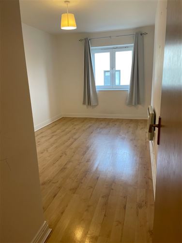 10 Brabazon House, Cork Street, Dublin 8