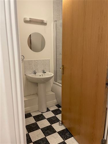 10 Brabazon House, Cork Street, Dublin 8