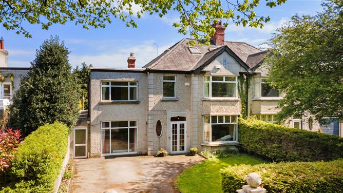 https://photos-a.propertyimages.ie/media/7/1/8/4925817/52572481-28b4-455a-b0a6-1c3f201e04e2_l.jpg