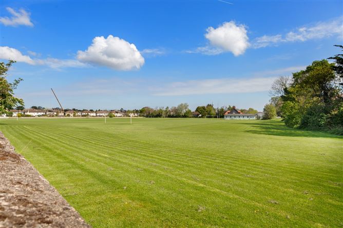 https://photos-a.propertyimages.ie/media/7/1/8/4925817/52572481-28b4-455a-b0a6-1c3f201e04e2_l.jpg