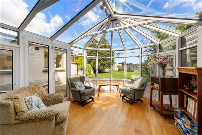 https://photos-a.propertyimages.ie/media/7/1/8/4925817/52572481-28b4-455a-b0a6-1c3f201e04e2_l.jpg