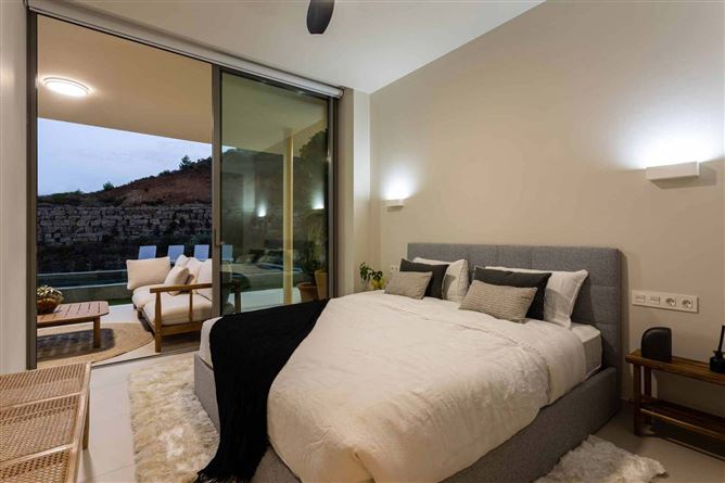 Spain, Benalmadena, La Capellania - 740-00339P