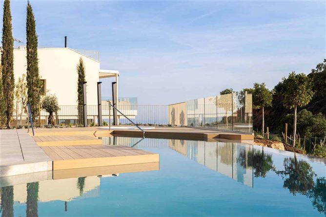 Spain, Benalmadena, La Capellania - 740-00339P