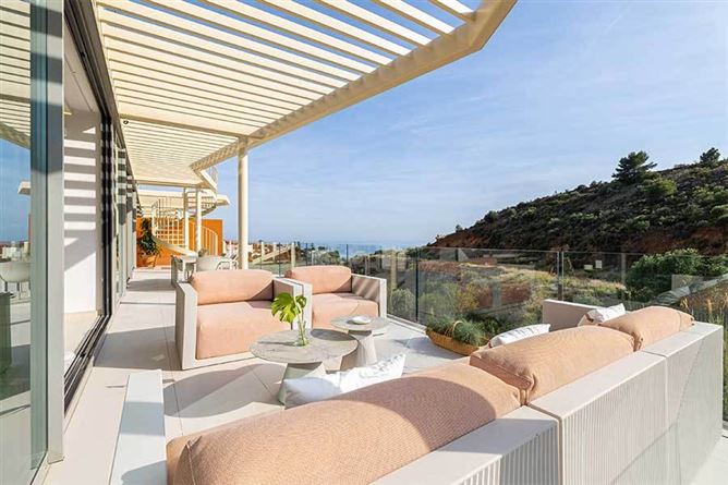 Spain, Benalmadena, La Capellania - 740-00339P