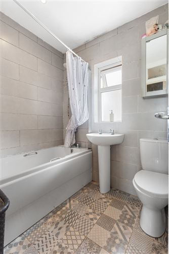 221 Pearse Road, Sallynoggin, Co. Dublin