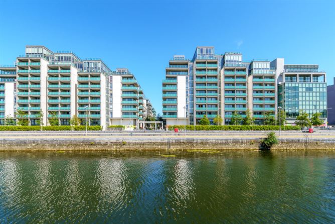 4 Longford House, Spencer Dock, Docklands, Dublin 1
