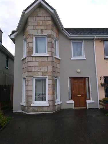 https://photos-a.propertyimages.ie/media/7/1/8/5003817/8c5f3ee5-0180-423c-b879-4a9c577db180_l.jpg