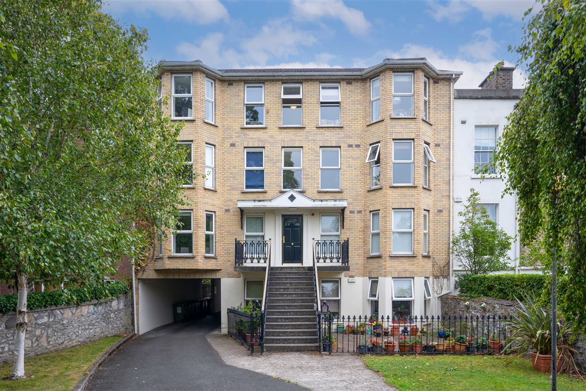 12 Highfield Manor, Highfield Road, Rathgar, Dublin 6 Mullery O Gara