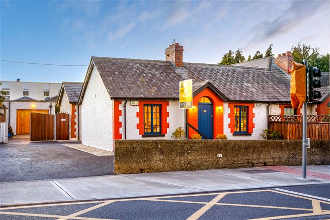 Main image for 4 St Patricks Cottages, Grange Road, Rathfarnham, Dublin 14