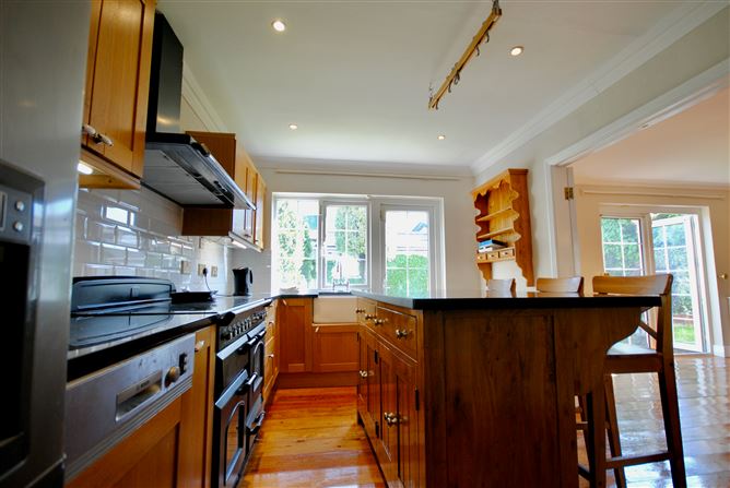 Hillbrook House, Newbridge Avenue, Sandymount, Dublin 4