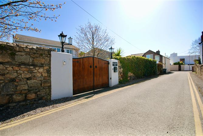 Hillbrook House, Newbridge Avenue, Sandymount, Dublin 4