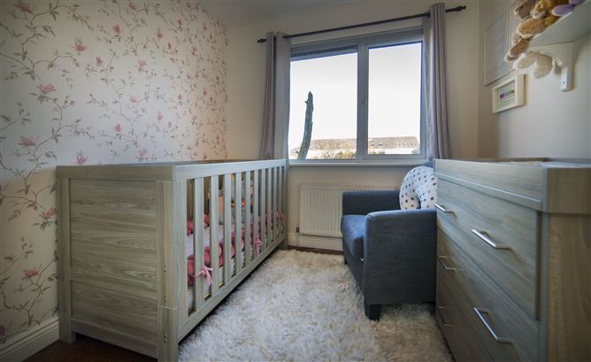 5 Fernleigh Grove, Castleknock, Dublin