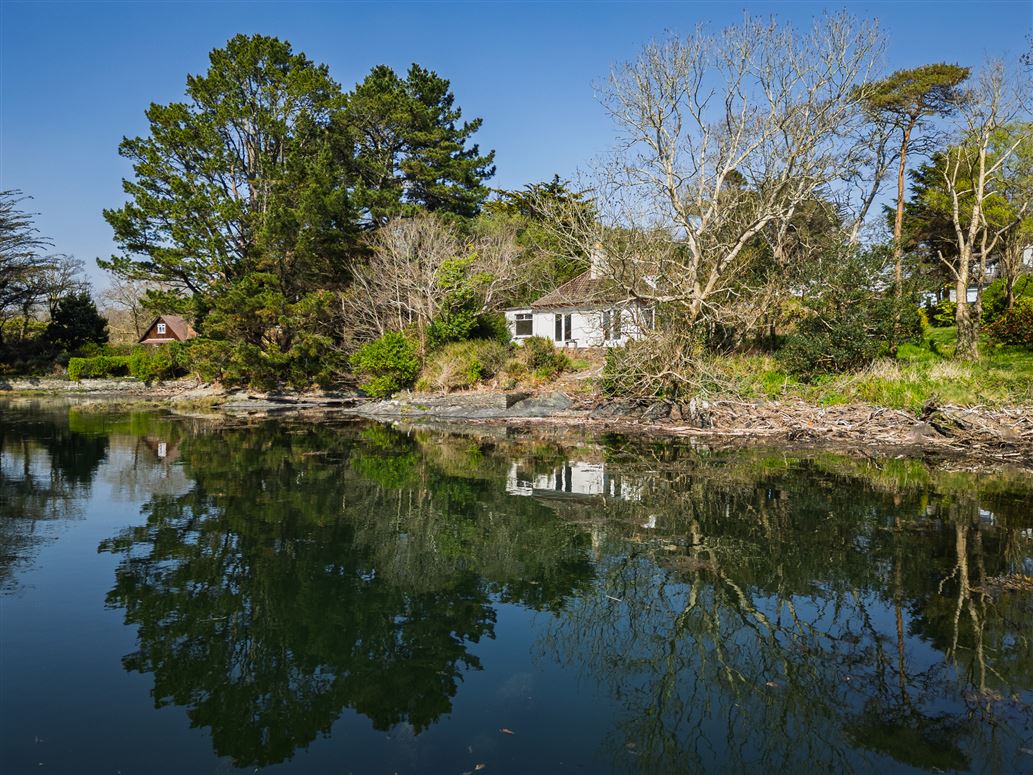 Carrigdhoun Quay, Ballylickey, Bantry, West Cork