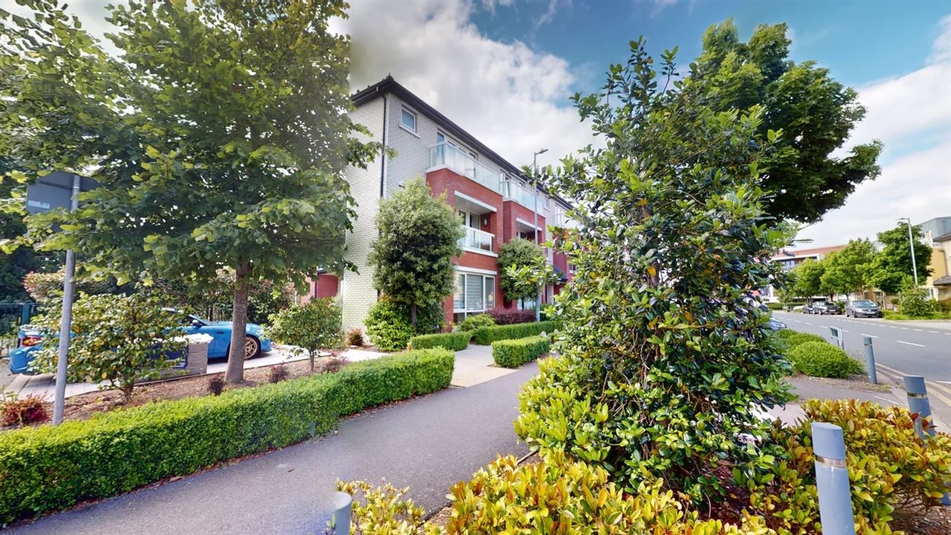 21 Claremont Avenue, Honey Park, Dun Laoghaire, Co. Dublin