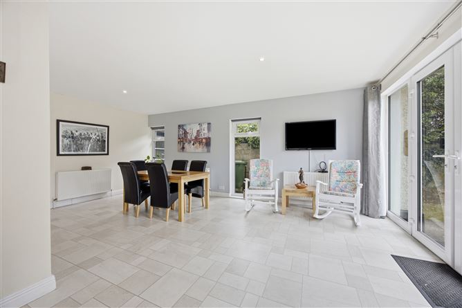 Photo 7 of 20 — 8 Dromlee Crescent , Beaumont, Dublin 9