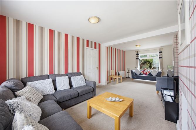 8 Dromlee Crescent , Beaumont, Dublin 9