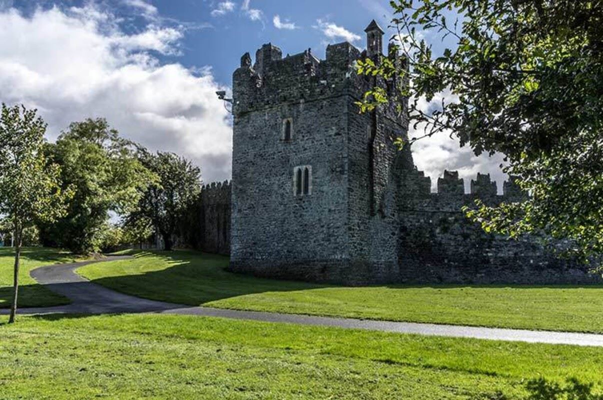 Outgoing family social & sporty, Dublin