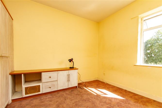 Photo 13 of 14 — 60 Liscarne Gardens, Clondalkin, Dublin 22